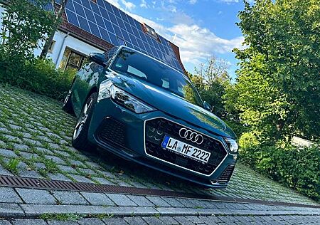 Audi A1 35 TFSI advanced S Line Paket