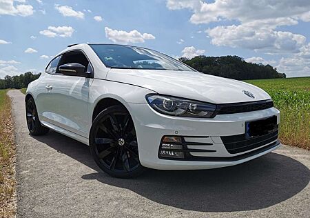 VW Scirocco Volkswagen 2.0 TSI DSG R-Line