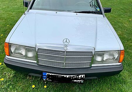Mercedes-Benz 190 D 2.5
