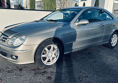 Mercedes-Benz CLK 280 (209.354)