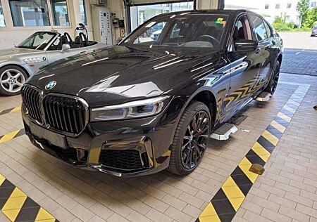 BMW 740 xd*MSPORT*INDIVIDUAL*360*B&W*HUD*ACC*LASER*