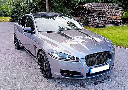 Jaguar XF 3.0 V6 Diesel