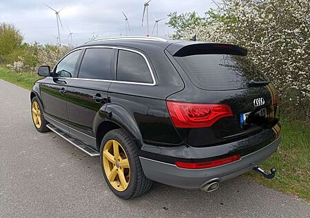 Audi Q7 3.0 TDI DPF clean diesel quattro S- Line