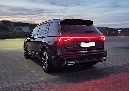 Seat Tarraco FR 1.5 TSI DSG PANO AHK NAVI KAM 19" DAB+ NEU INSP
