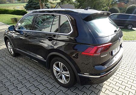 VW Tiguan Volkswagen Highline BMT/Start-Stopp 4Motion R Line