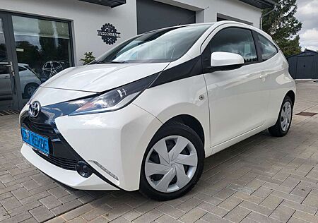 Toyota Others Aygo AYGO x-play*KLIMA*Bluetooth*ZV*TOP*