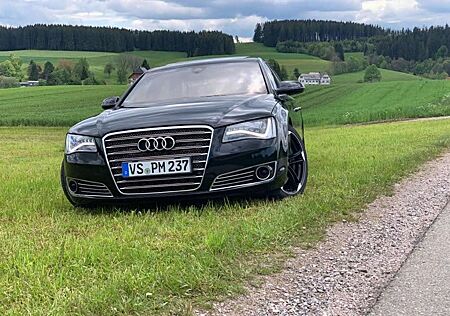 Audi A8 W12 quattro tiptronic Langversion