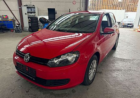 VW Golf Volkswagen **VI*Trendline*wenig-Kilometer*Scheckeft*