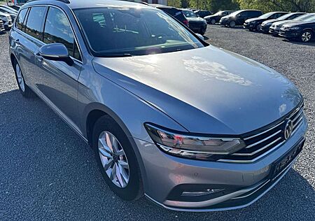 VW Passat Variant Volkswagen 2.0 TDI *DSG*AHK*Business*PDCHI+V
