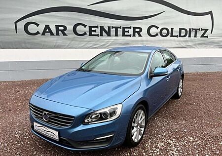 Volvo S60 D2 Momentum*Aut.*Navi*Xenon*PDC*