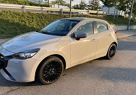 Mazda 2 e-SKYACTIV G 90 M HYBRID Center-Line