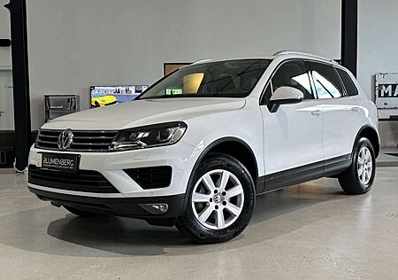 VW Touareg Volkswagen V6 3.0 TDI 4Motion *Leder,AHK,DAB,Navi*