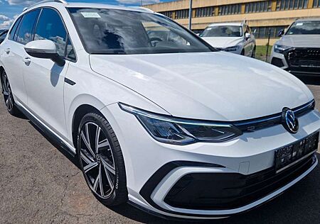 VW Golf Volkswagen VIII Variant R-Line Kamera Digital LED