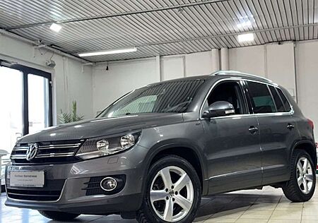 VW Tiguan Volkswagen Lounge Sport & Style*RFK*MFL*AHK*Parkassi.*Pano*