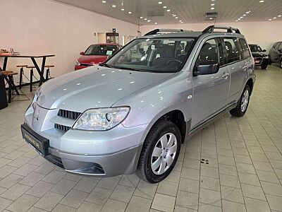 Mitsubishi Outlander 2.0 Invite 2.Hand Klima Tüv Scheckheft