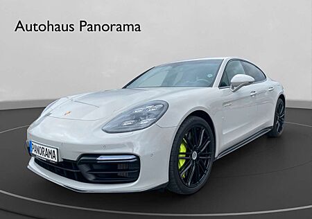 Porsche Panamera Turbo S E-Hybrid Sport Chrono