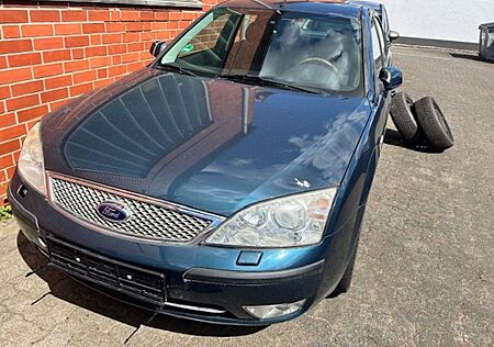 Ford Mondeo 2.5 V6 Ghia