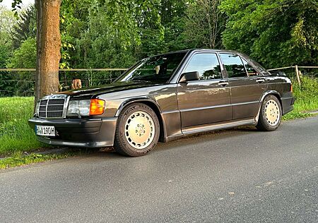 Mercedes-Benz 190 2.3-16V