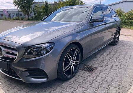 Mercedes-Benz E 450 4Matic T 9G-TRONIC