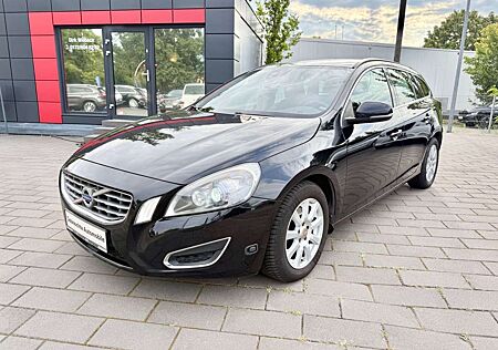 Volvo V60 Kombi Momentum,Xenon,Sitzheizung,PDC,