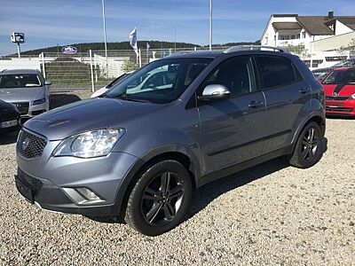 SsangYong Korando Sapphire,Leder,Sitzheiz.,AHK.,Temp. usw.!