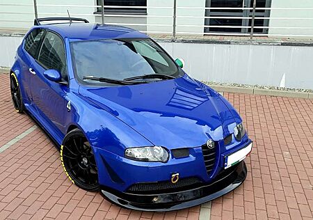 Alfa Romeo 147 3.2 V6 24V GTA