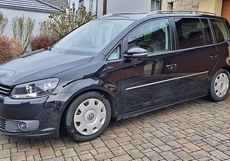 VW Touran Volkswagen 2.0 TDI DPF Highline