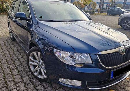 Skoda Superb II Combi Diesel Combi 2.0 TDI PD Ambition
