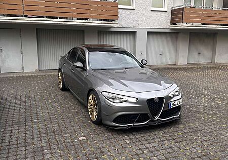 Alfa Romeo Giulia 2.0 Turbo 320ps