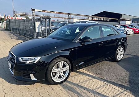 Audi A3 1.5 TFSI 35 Limousine sport Navi/Sitzheizung