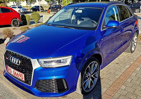 Audi RS Q3 2.5 TFSI quattro S tronic AHK BOSE Carbon 20 Zoll