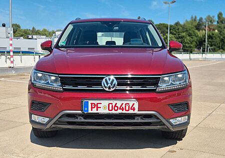 VW Tiguan Volkswagen Highline OFFROAD BMT/Start-Stopp 4Motion