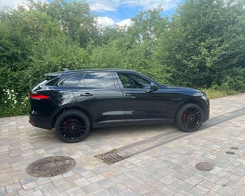 Jaguar F-Pace Portfolio AWD