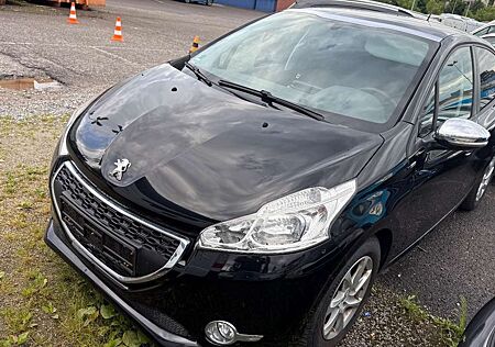 Peugeot 208 Style, 95.000 KM, Klima, Euro 6