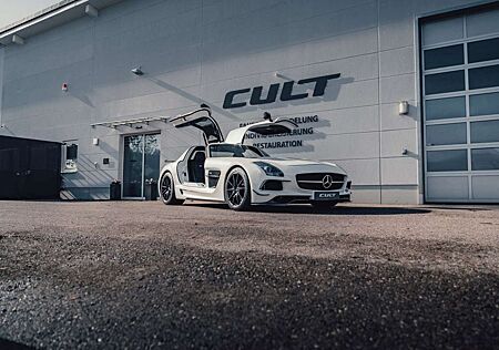 Mercedes-Benz SLS Coupe mit Black Series Bodykit Umbau