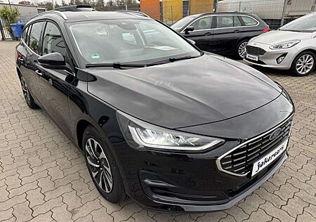 Ford Focus Titanium Automatic 1.HD alle Assistenzsysteme