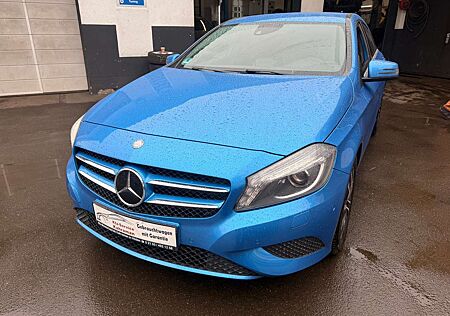 Mercedes-Benz A 180 CDI / d BlueEfficiency*Xenon+Navi*