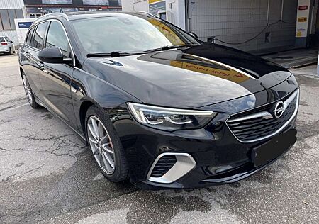 Opel Insignia Sports Tourer 2.0 BiTurbo Diesel 4x4 Aut