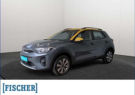 Kia Stonic 1.0 TGDI DCT Vision Navi SHZ Carplay Rear View DAB