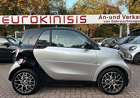 Smart ForTwo EQ 60kW*EXCL*PANO*LEDER*NAV*PTS*KAM*22kW