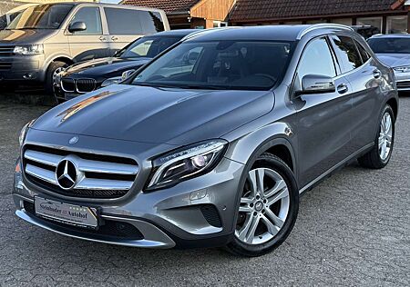 Mercedes-Benz GLA 250 4Matic Urban Paket