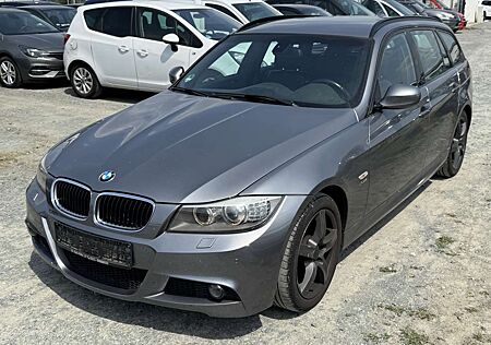BMW 320 XDRIVE 2.0 XENON NAVI ALLRAD KLIMAA SHZ XENON AHK