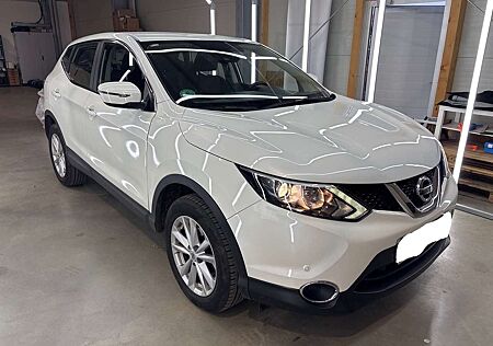 Nissan Qashqai 1.2 DIG-T ACENTA