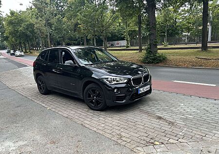 BMW X1 sDrive18i Aut. Sport Line