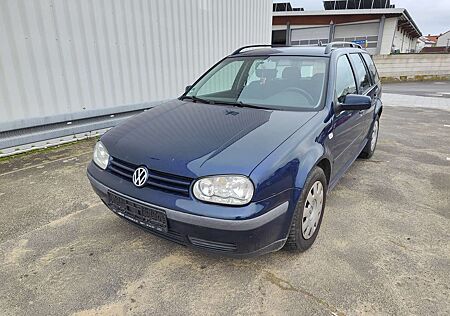 VW Golf Variant Volkswagen 1.6i Comfortline Allwetterreifen