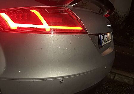 Audi TTS TT 8J 2.0 TFSI S-Line – Vollleder