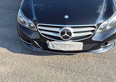 Mercedes-Benz E 220 E-Klasse Diesel CDI