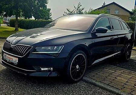 Skoda Superb Style*Autom.*1.Hand*Bi-Xenon*Memory*18"