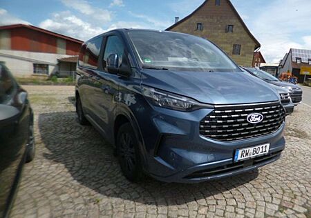 Ford Transit Custom 320 L1H1 PKW VA Autm. Titanium