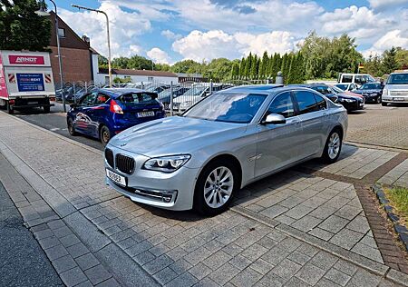 BMW 750 d xDrive LCI*2.HAND*LED*HUD*360°*SOFT*AHK*ACC